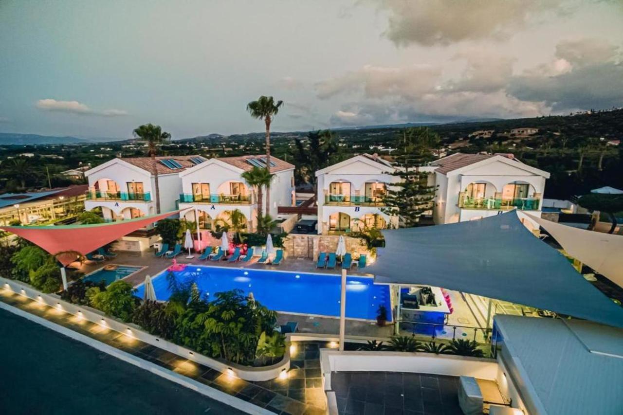Latchi Escape Hotel And Suites Polis Ngoại thất bức ảnh