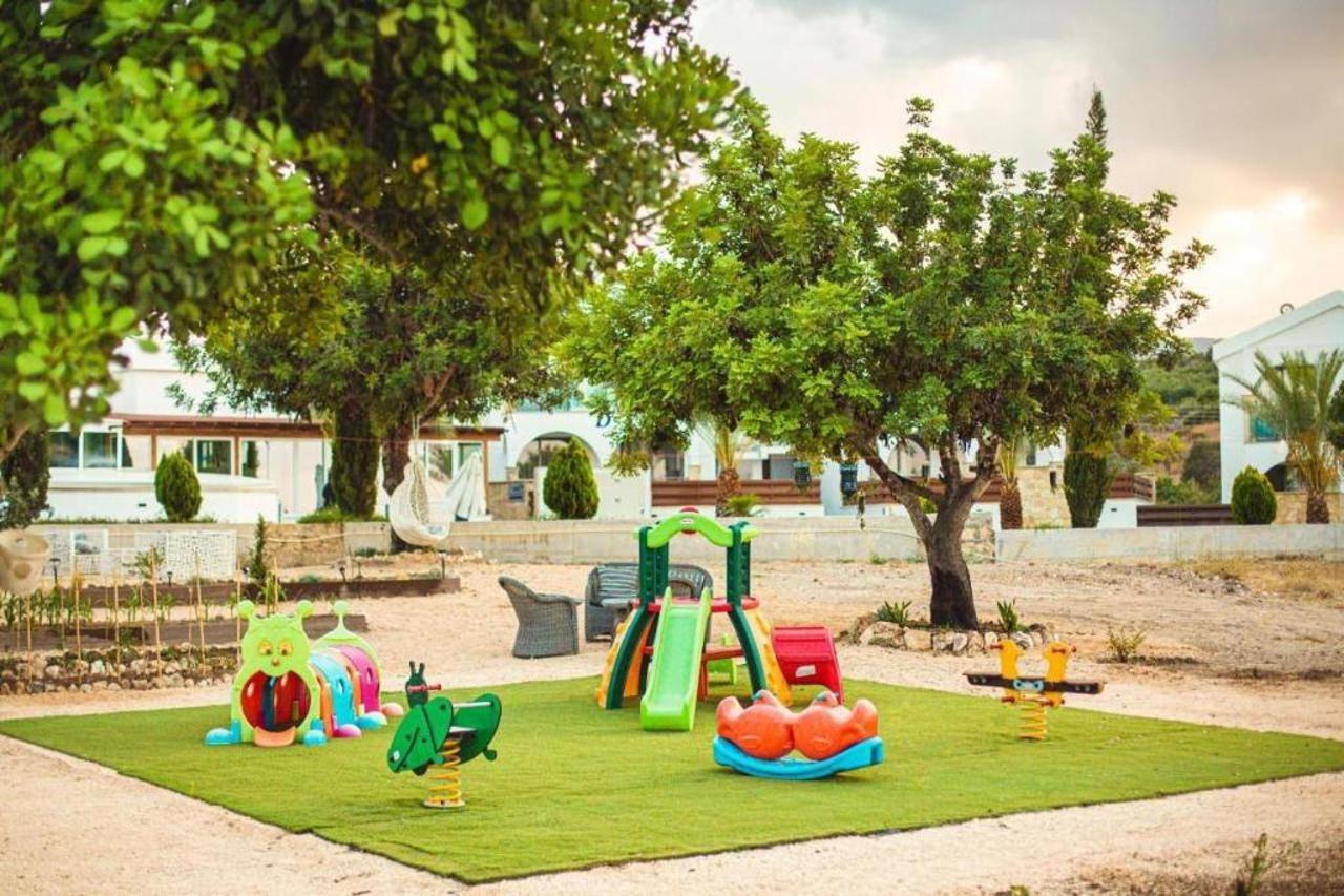 Latchi Escape Hotel And Suites Polis Ngoại thất bức ảnh