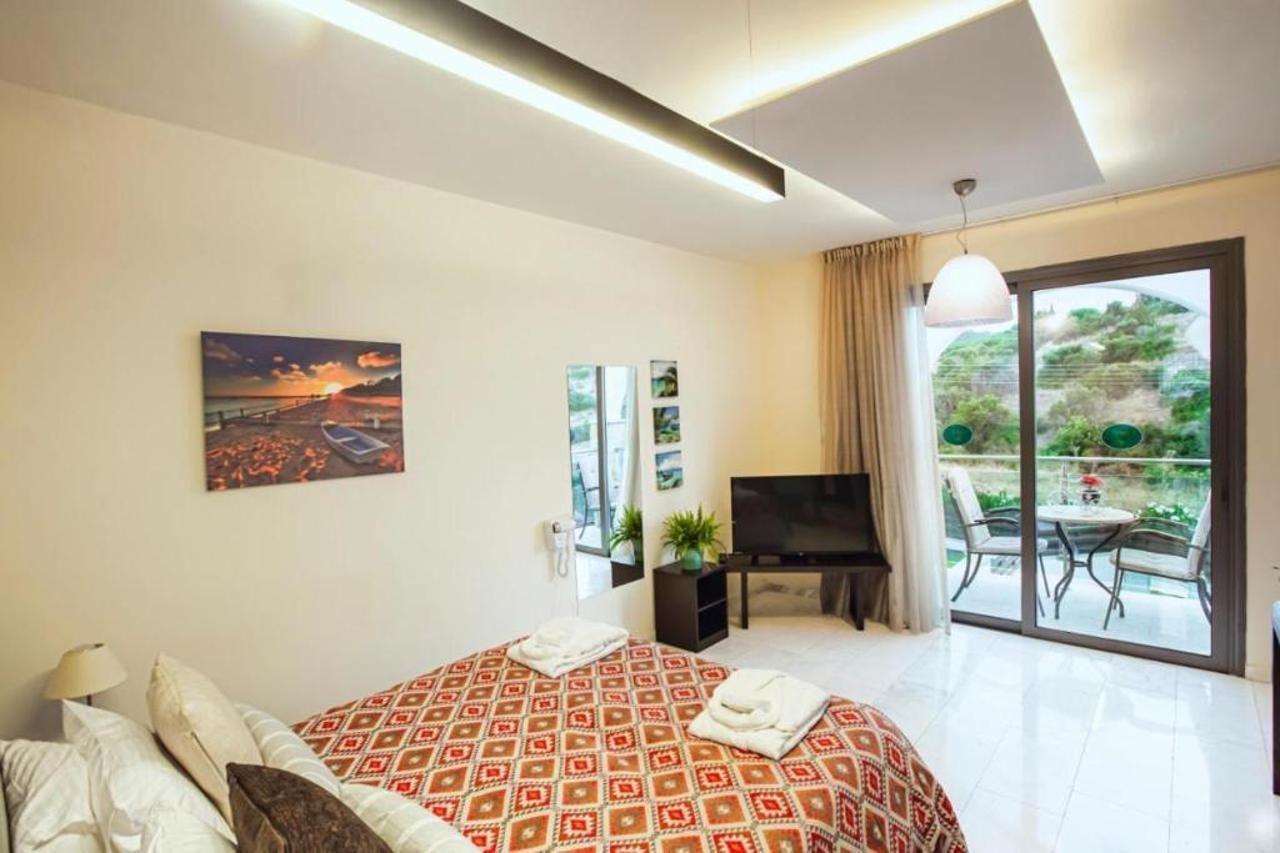 Latchi Escape Hotel And Suites Polis Ngoại thất bức ảnh