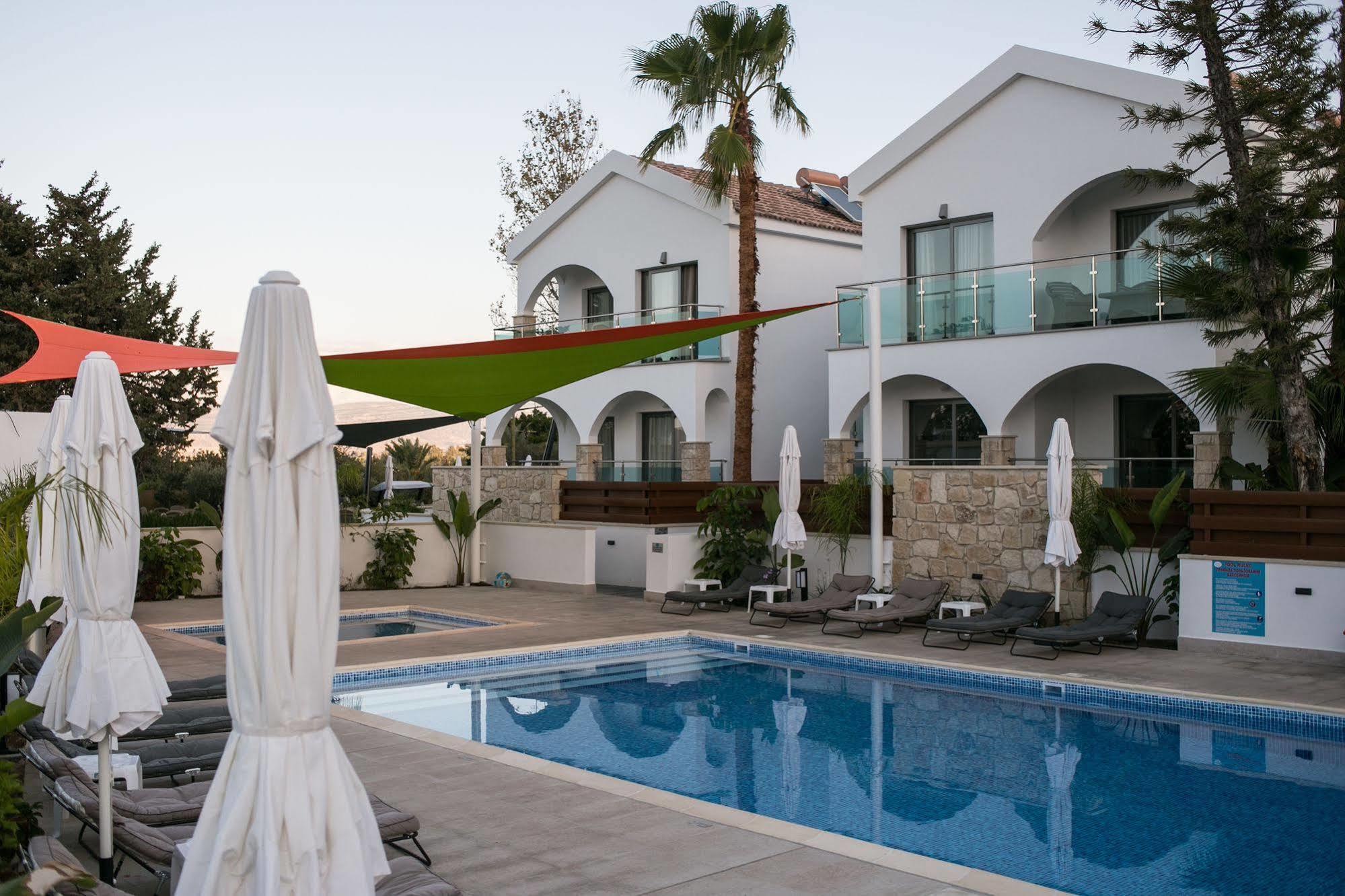 Latchi Escape Hotel And Suites Polis Ngoại thất bức ảnh